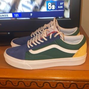 Vans Yacht Club Size 9.5 men’s